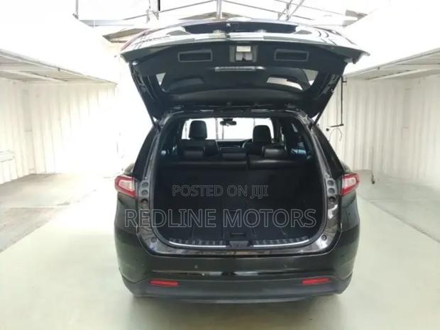 Toyota Harrier 2.0 2018 Black