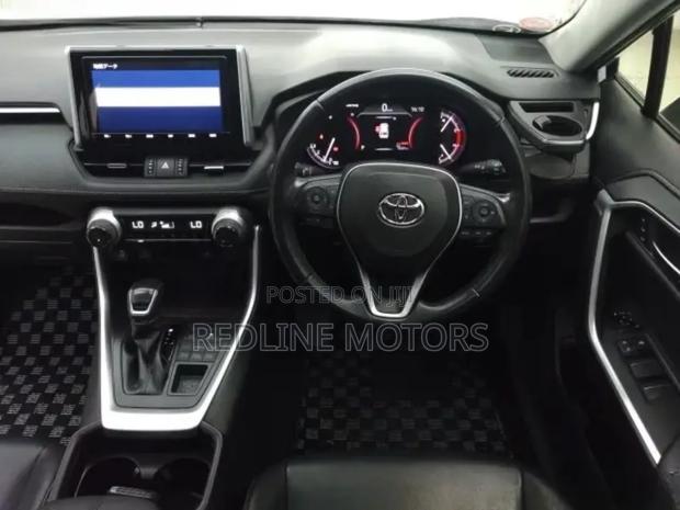 Toyota RAV4 XLE AWD 2019 Pearl