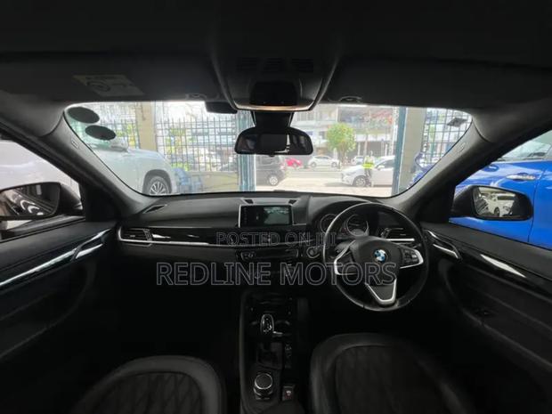 BMW X1 xDrive28i AWD 2018 Blue