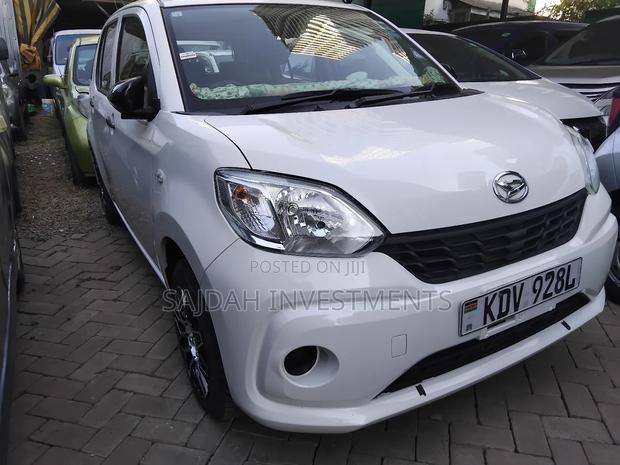 Toyota Passo 1.0 FWD 2018 Pearl