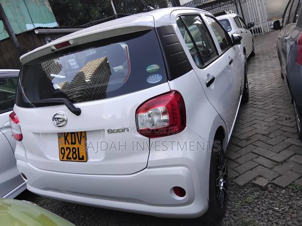 Toyota Passo 1.0 FWD 2018 Pearl