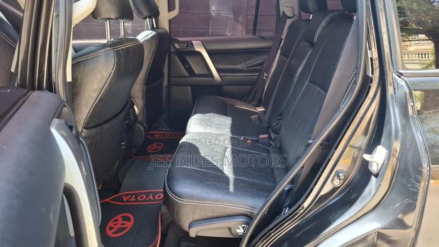 Toyota Land Cruiser Prado 2.7 VVT-i 2015 Black