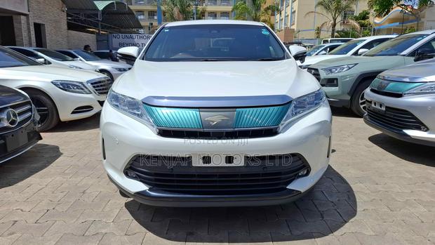 Toyota Harrier 2019 White