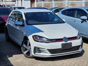 Volkswagen Golf 2019 White for sale
