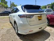 Toyota Harrier 2017 White for sale