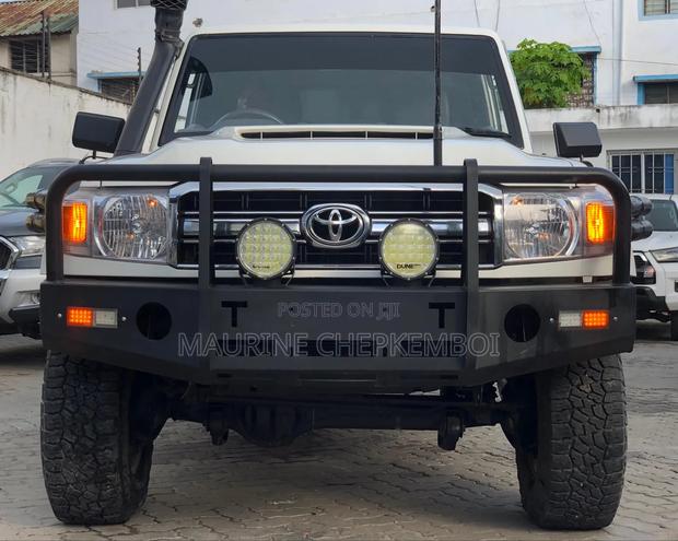 Toyota Land Cruiser 79 Series 2019 White