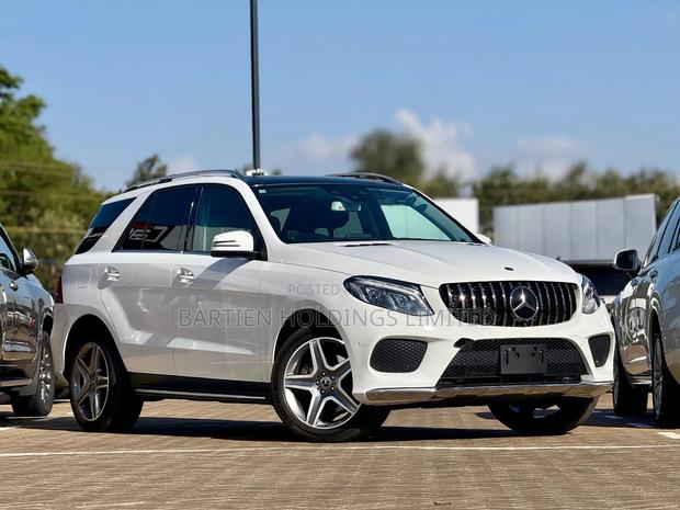 Mercedes-Benz GLE-Class GLE 350d 4MATIC 2018 White