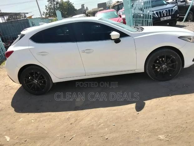 Mazda Axela 2016 White