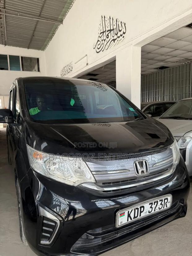 Honda Stepwgn 2017 Black