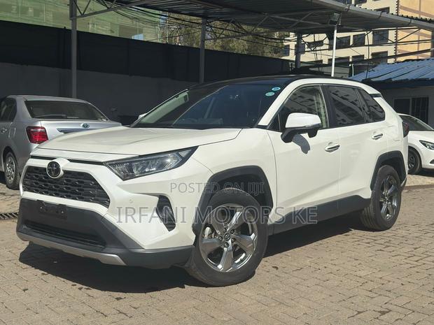 Toyota RAV4 2019 White