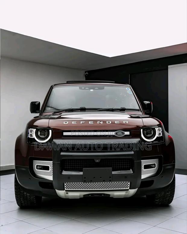 Land Rover Defender 2022 Red