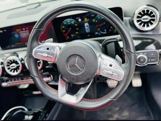 Mercedes-Benz A-Class 2019 White