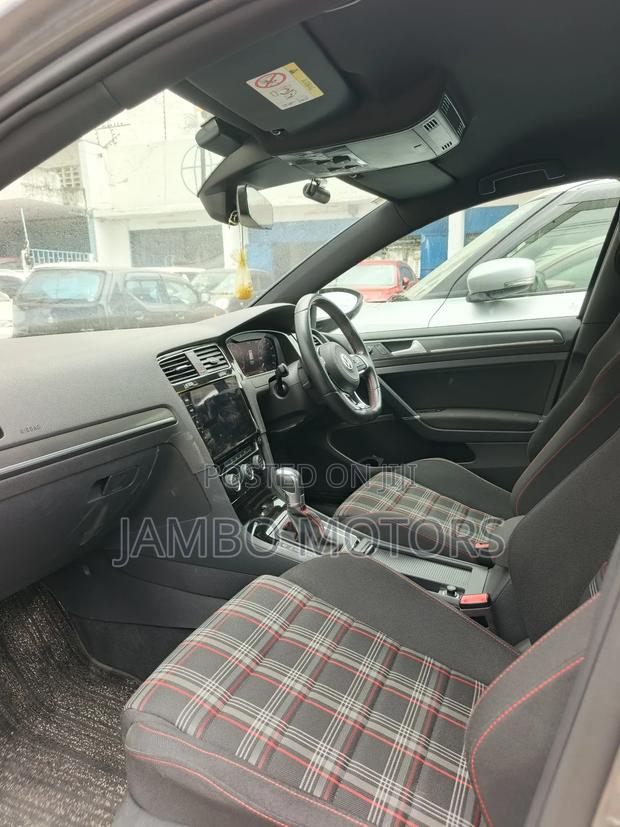 Volkswagen Golf GTI 2.0T SE 2019 Gray