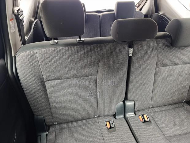 Toyota Sienta 2019 Brown