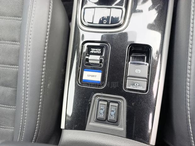 Mitsubishi Outlander 2018 Black