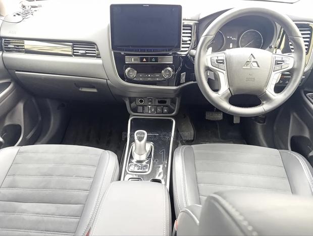 Mitsubishi Outlander 2018 Black