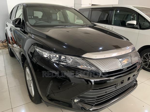 Toyota Harrier 2.0 2018 Black
