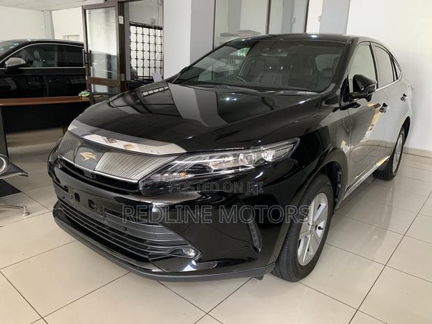 Toyota Harrier 2.0 2018 Black