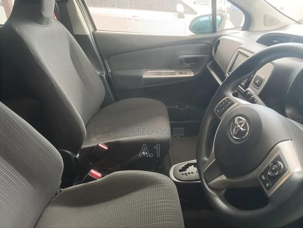 Toyota Vitz 1.0 FWD 5dr 2019 Gold