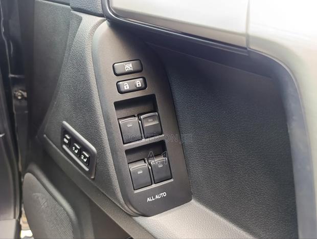 Toyota Land Cruiser Prado 2019 Black