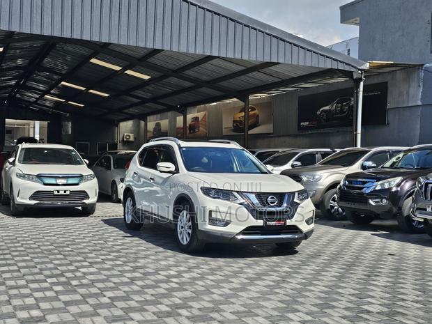 Nissan X-Trail 2018 White