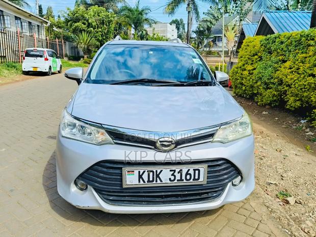 Toyota Corolla Fielder 1.5 Petrol FWD 2015 Silver