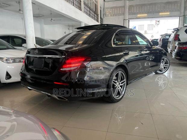 Mercedes-Benz E300 2019 Black