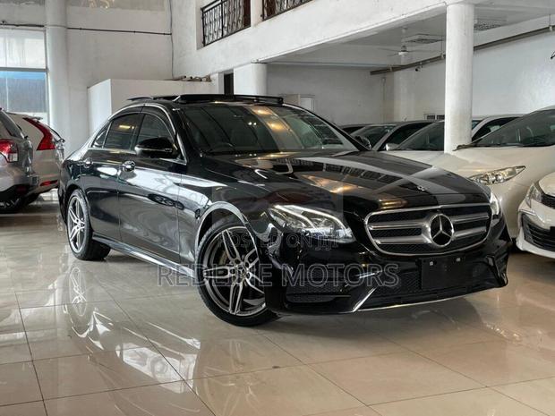 Mercedes-Benz E300 2019 Black