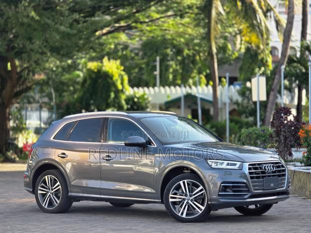 Audi Q5 2018 Gray