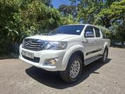 Toyota Hilux 3.0 D-4D 4x4 2012 White for sale