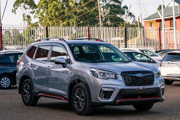 Subaru Forester 2019 Silver