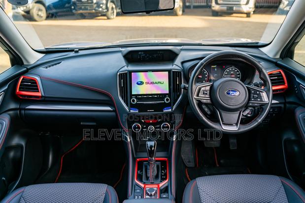 Subaru Forester 2019 Silver