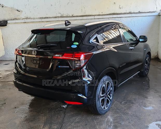 Honda Vezel 1.5 Hybrid 2WD 2019 Black