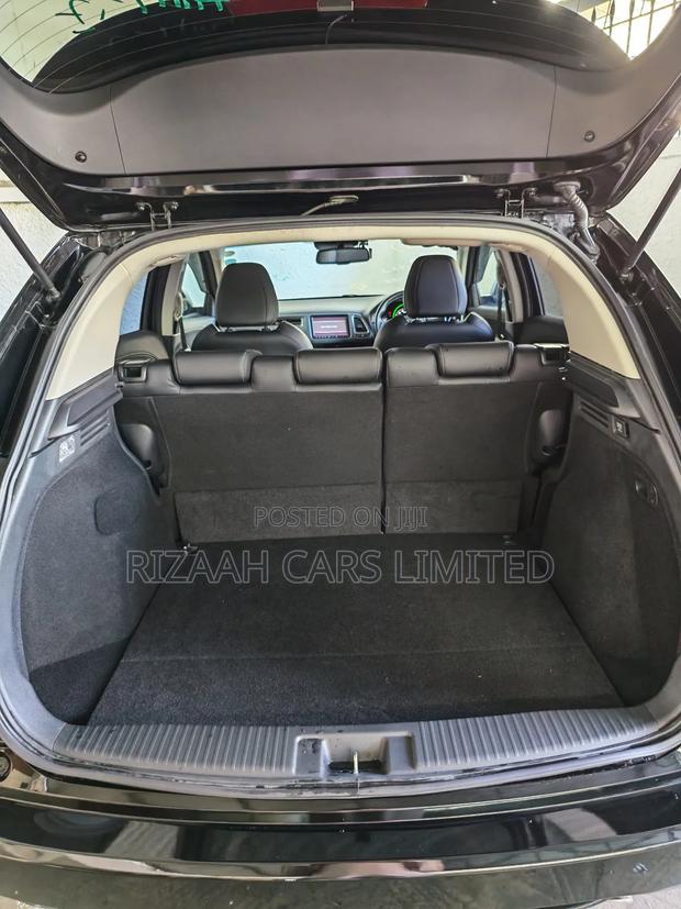 Honda Vezel 1.5 Hybrid 2WD 2019 Black