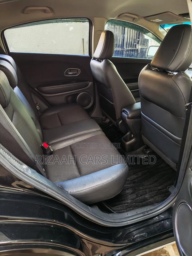 Honda Vezel 1.5 Hybrid 2WD 2019 Black