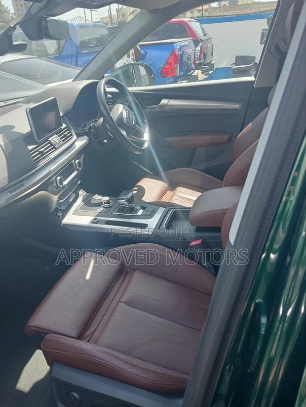 Audi Q5 2018 Green