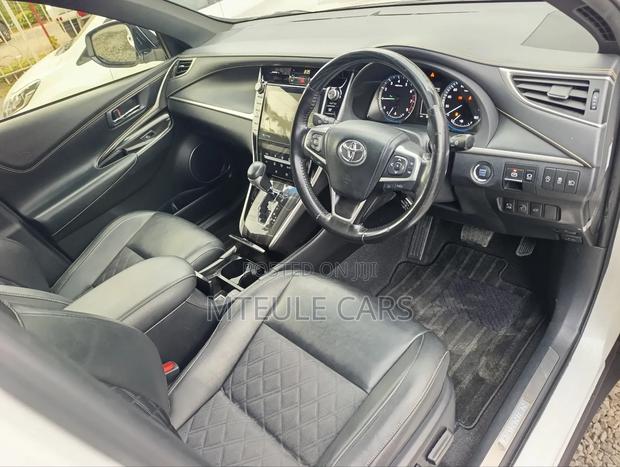 Toyota Harrier 2019 Pearl