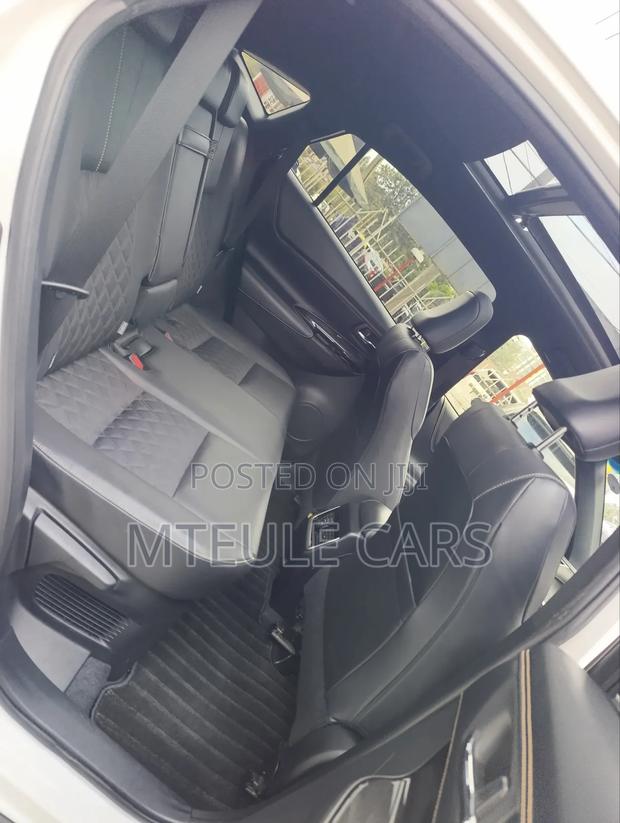 Toyota Harrier 2019 Pearl
