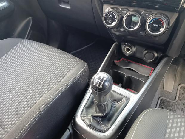 Suzuki Swift RS 2018 Gray