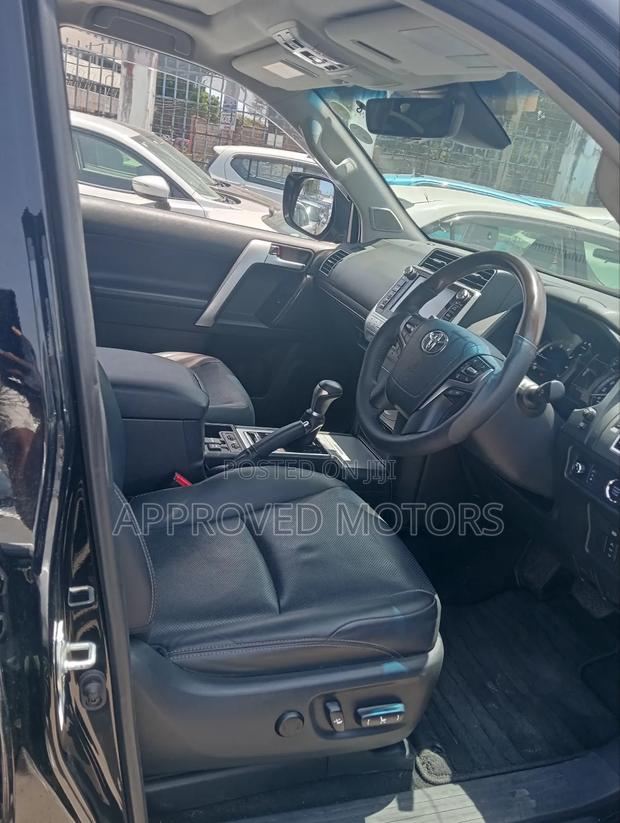 Toyota Land Cruiser Prado 2020 Black
