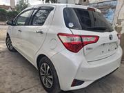 Toyota Vitz 2018 White for sale