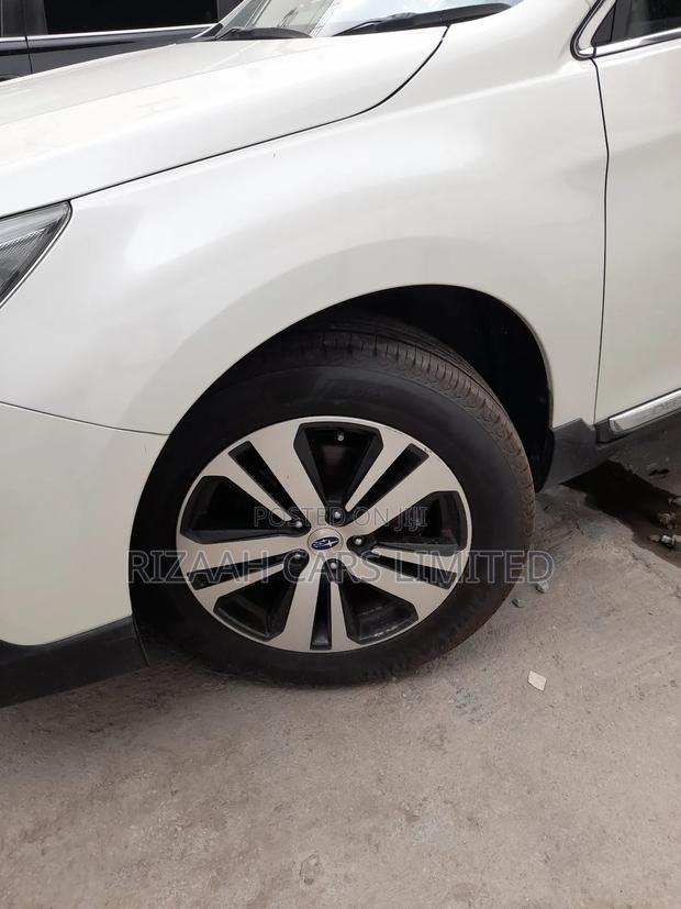 Subaru Outback 2.5i AWD 2018 White