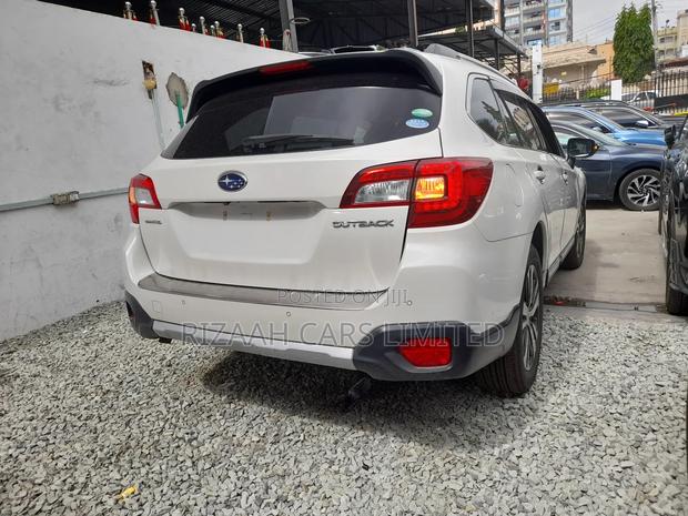 Subaru Outback 2.5i AWD 2018 White