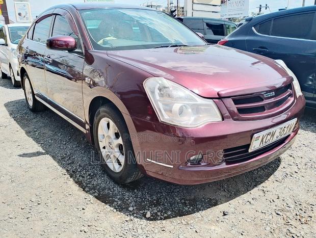Nissan Bluebird 2010 Maroon