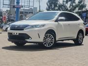 Toyota Harrier 2019 White for sale