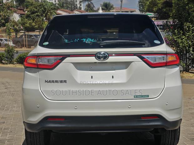 Toyota Harrier 2019 White