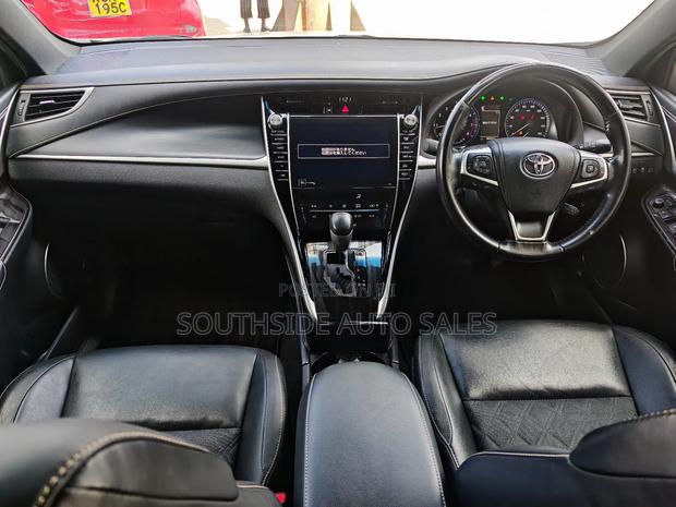 Toyota Harrier 2019 White