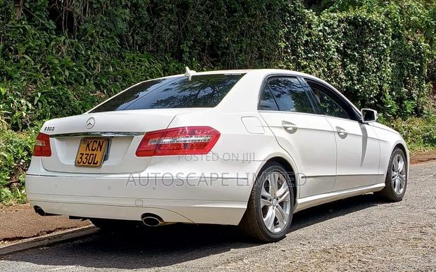 Mercedes-Benz E300 2010 White