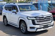 Toyota Land Cruiser LC300 2023 White for sale