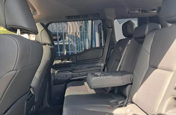 Toyota Land Cruiser Prado 2.7 2024 Black